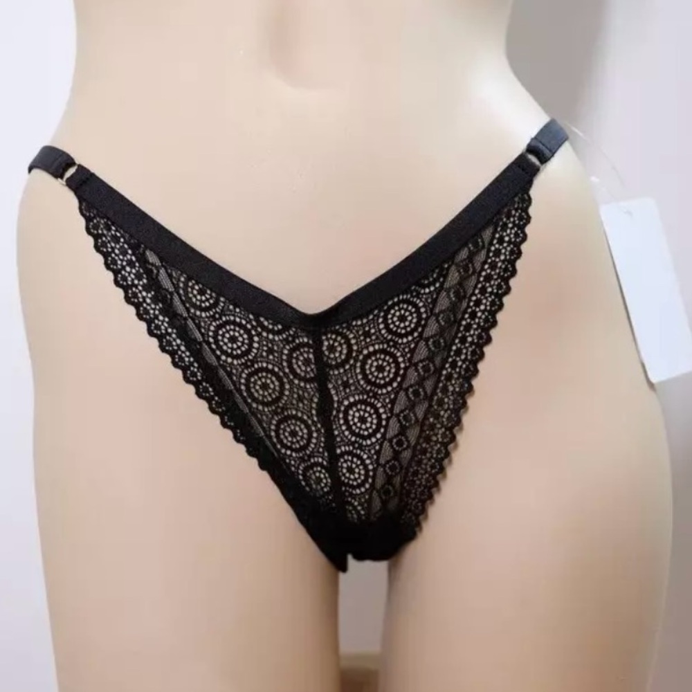 WICKED WEASEL Elegant Black Lace Panties